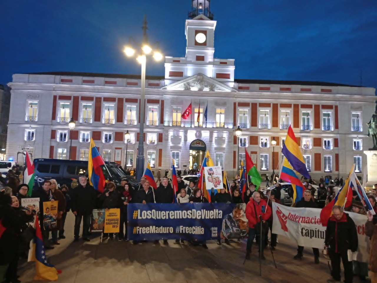 España se moviliza exigiendo la libertad del presidente Maduro y Cilia Flores
